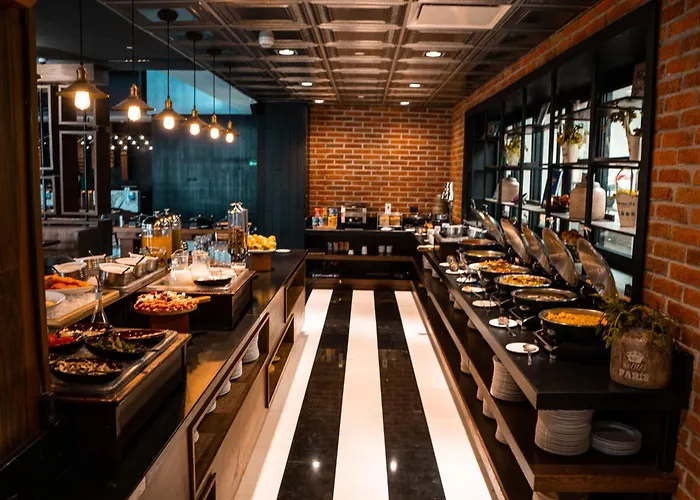 Doubletree By Hilton Celaya